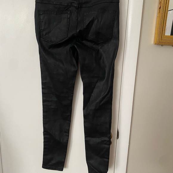 Zara Jeans Nwt Zara Jeans Super Skinny Coated Black Size 4 Trafaluc - Picture 5 of 5